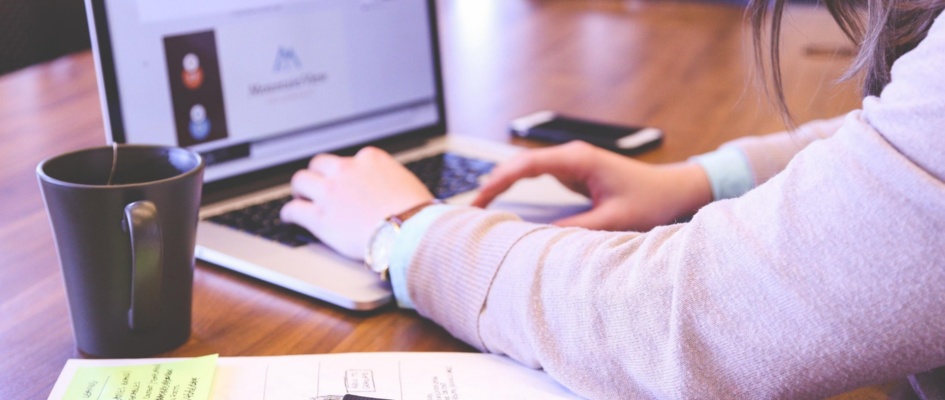 startupstockphotos-student-849822_1920